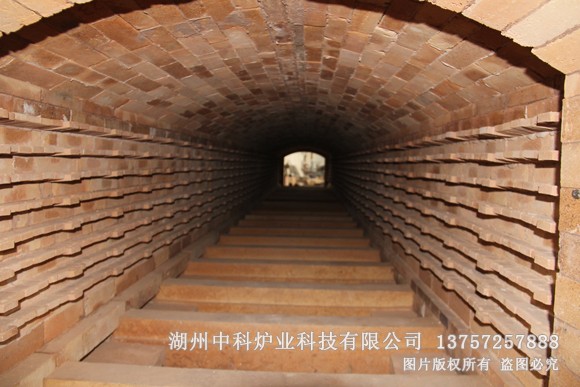 �ƗUʽ��̎���t���a(ch��n)��